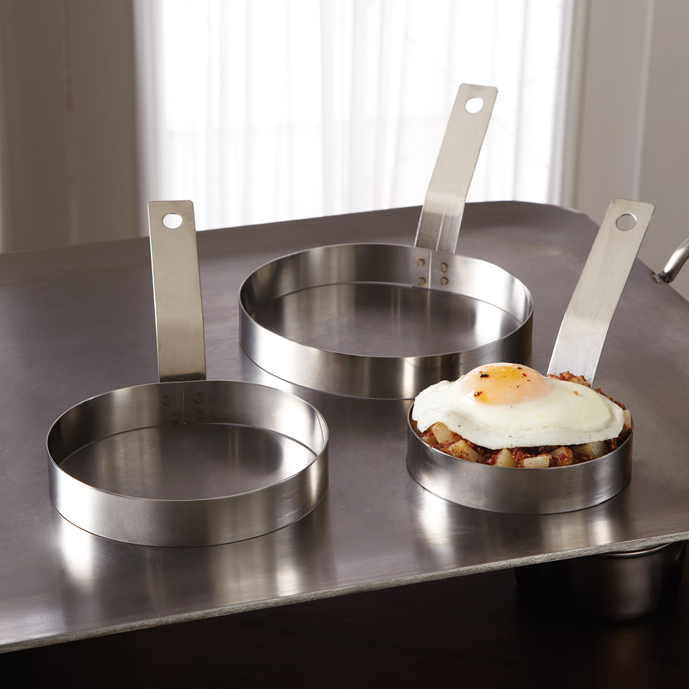 5" DIAMETER EGG RING W/ HANDLE