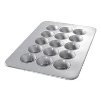 Chicago Metallic Bakeware 47005 Pecan Roll/Large Muffin Pan,
Aluminized Steel - 15 Rolls, 26 Gauge