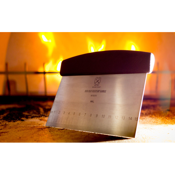 HI-HEAT DOUGH SCRAPER (6)