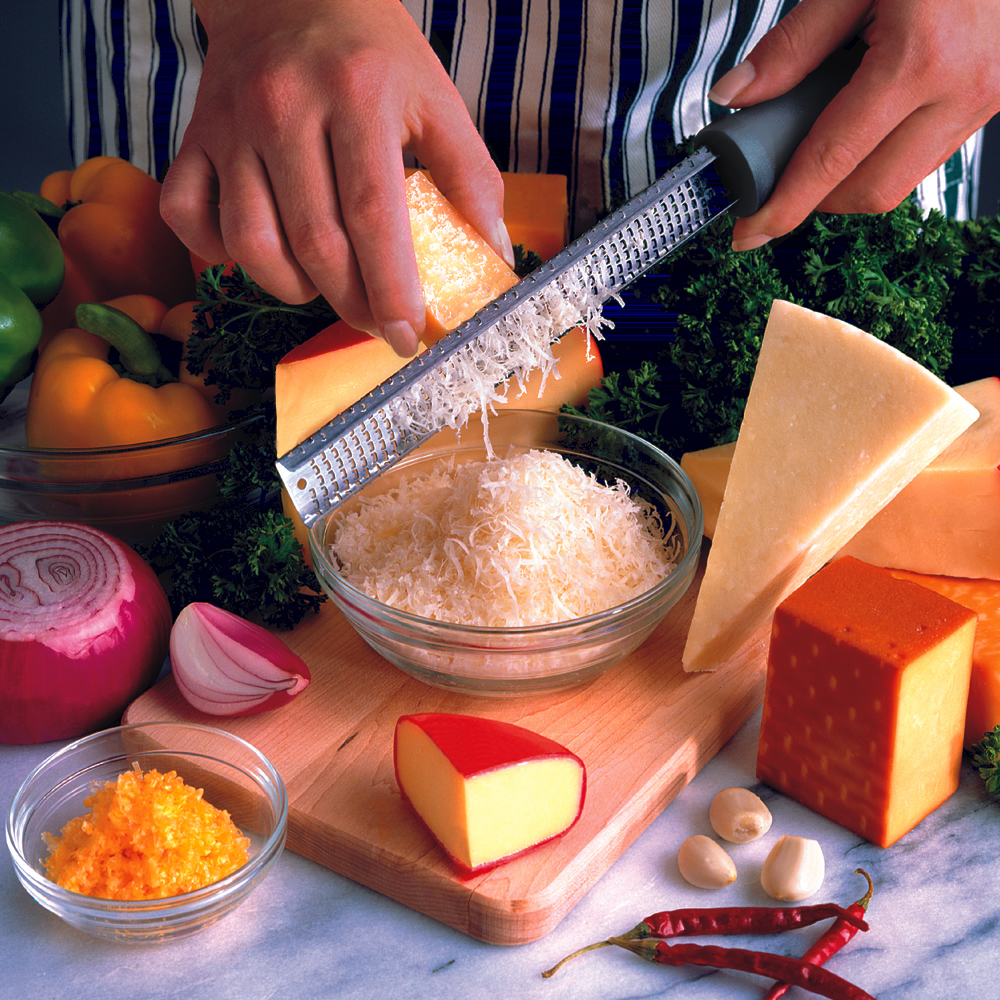 MICROPLANE ZESTER GRATER